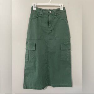 Like New BP. Green Cargo Skirt